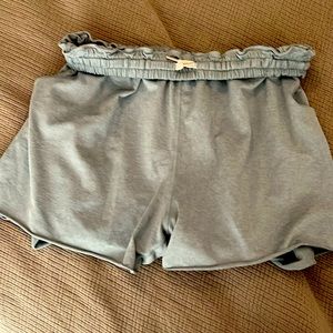Vuori performance shorts